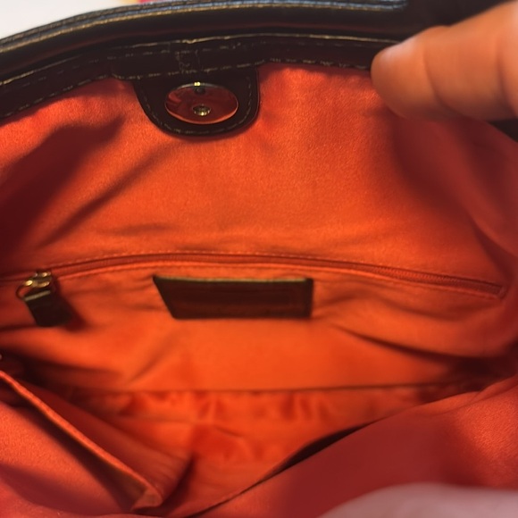 COACH BAG VINTAGE TOTE BAG WITH CROSSBODY STRAP PATENT LEATHER ON TOP BY HANDLE - Picture 5 of 9